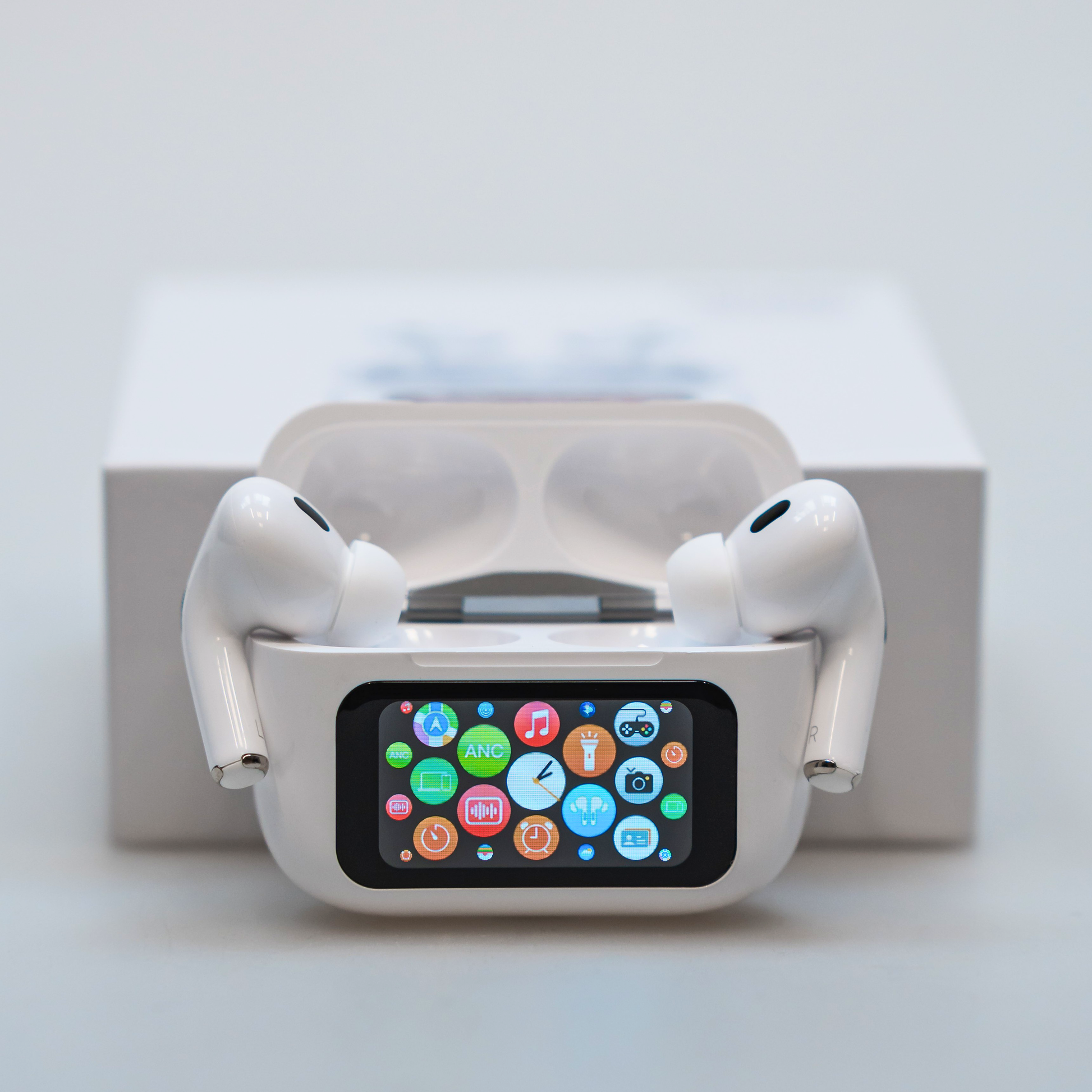 НОВО! Безжични Слушалки - ScreenPods Pro 2